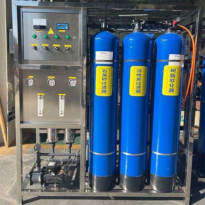 PVC 0,5 ton satu kutub tiga tangki mesin reverse osmosis untuk ruang kecil