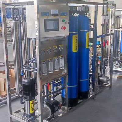 Tiga Tangki Efisiensi Tinggi Mesin Air Reverse Osmosis Operasi yang andal